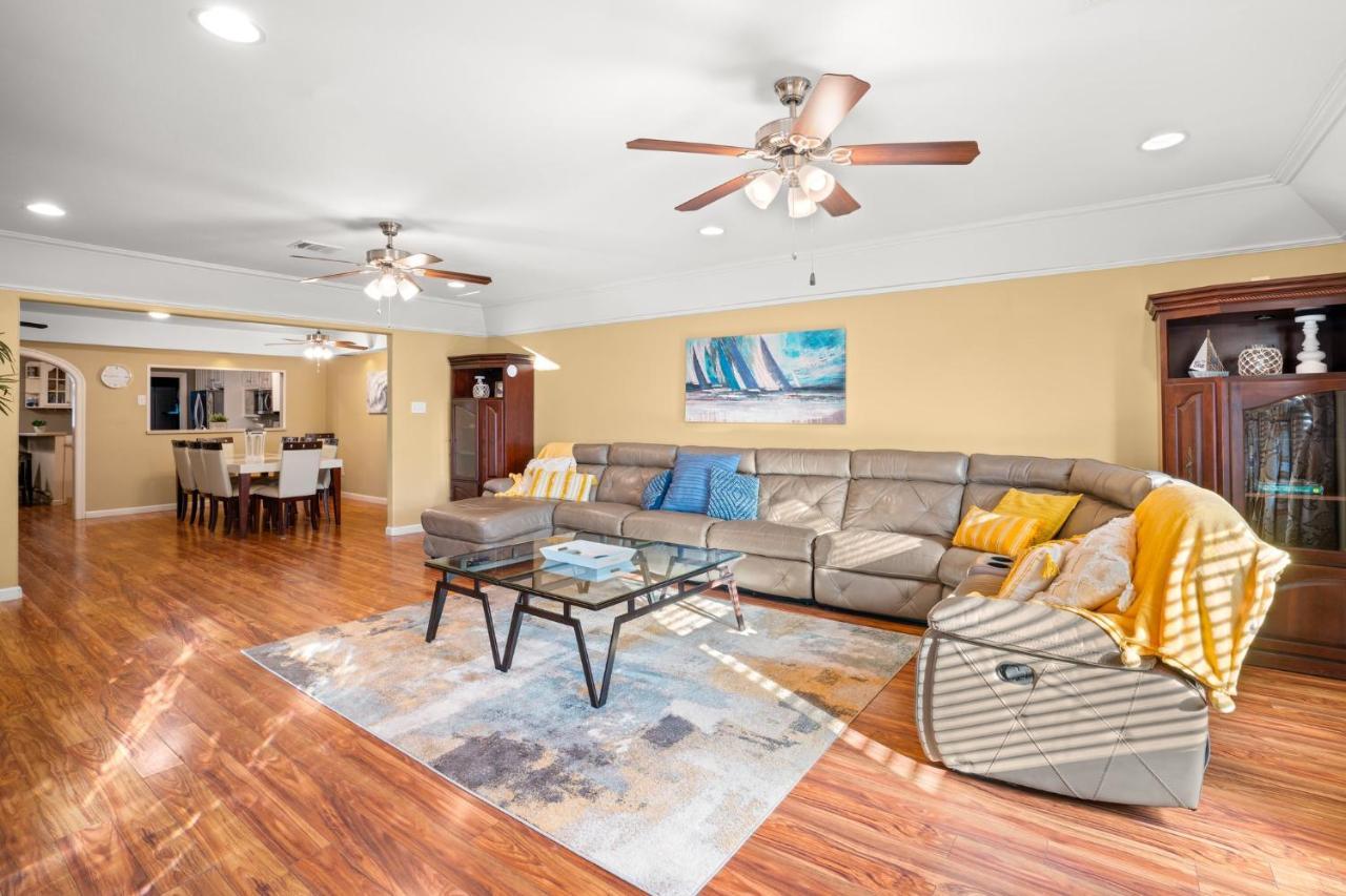 1 Min To Beach Ocean Breeze 3Br Fast Wifi Галвестон Экстерьер фото